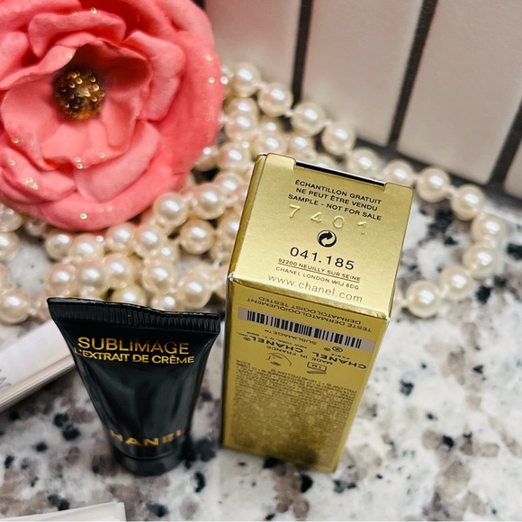 Chanel Sublimage L' Extrait De Creme Sample 0.17 Oz/5ml. - Picture 2 of 4
